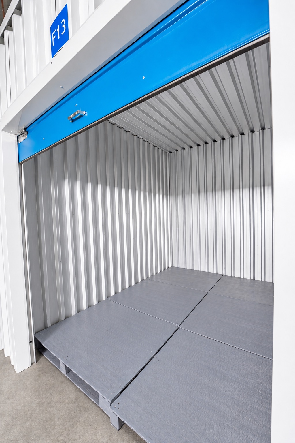 Inside storage unit F13